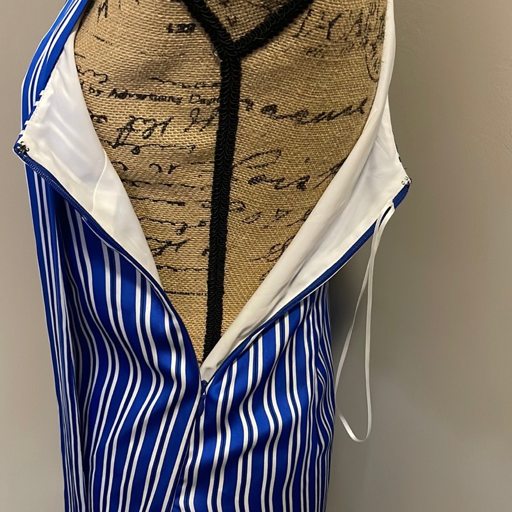 Beautiful 😍🔥💙💙💙 One-shoulder Banana Republic Striped Statement Dress - Picture 10 of 12